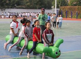 北京中学小学部举办趣味运动会